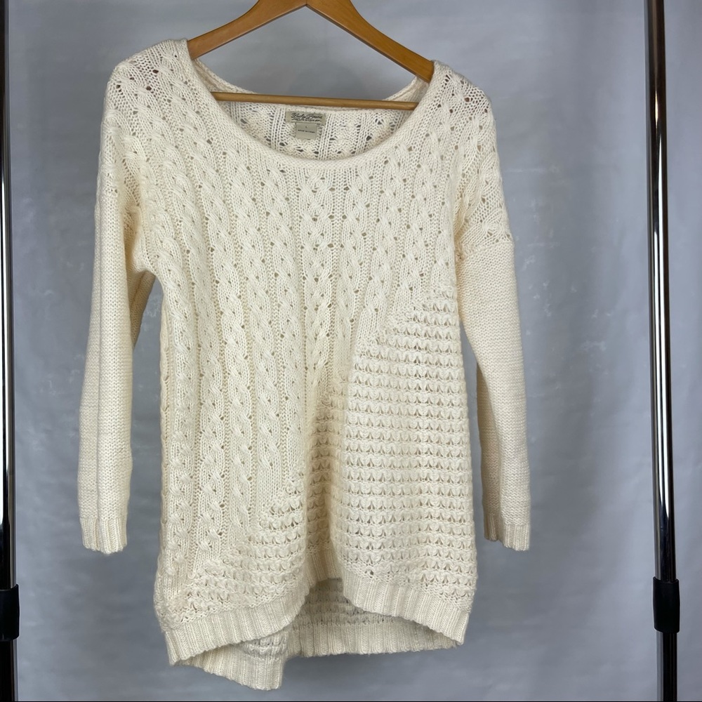 Lucky Brand sz L cable knit ivory cream sweater